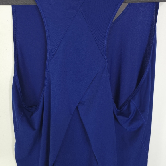 Lululemon Essential Tank Top Pleated Size 12 Like New - Picture 7 of 7